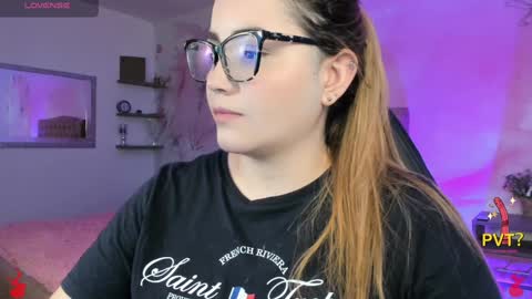 Snapshot of lucia_star_ chatting on February 8, 2025, 7:59 pm lucia star  online show from February 8, 2025, 7:59 pm