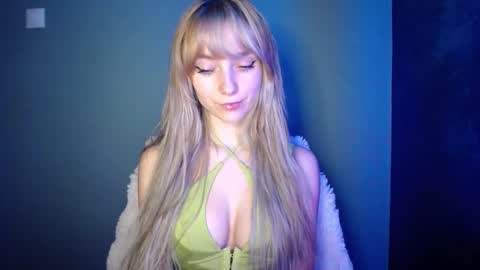 Lucy online show from November 8, 2025, 7:56 pm