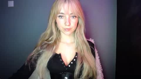 Lucy online show from November 13, 2025, 7:40 am