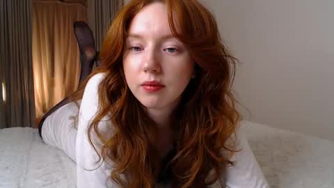 Snapshot of luciacoy chatting on February 23, 2025, 5:18 pm Lucia online show from February 23, 2025, 5:18 pm