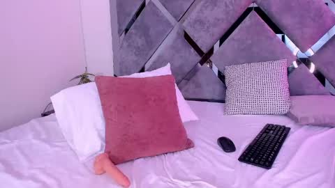 Lucia Gray online show from May 26, 2026, 11:34 pm