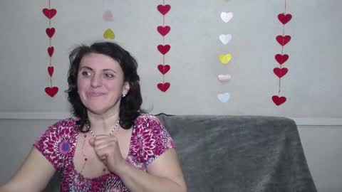 Snapshot of luciami chatting on February 16, 2025, 3:16 pm LuciaMi online show from February 16, 2025, 3:16 pm