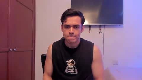 Snapshot of lucian_gomez chatting on October 13, 2025, 6:41 pm Lucian Gomez online show from October 13, 2025, 6:41 pm
