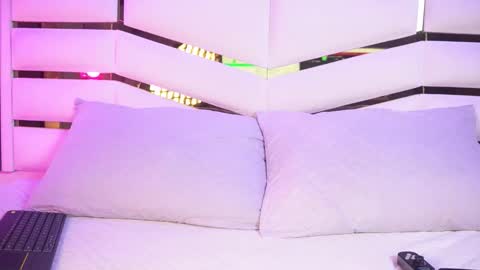 luciana_agudelo online show from March 8, 2026, 7:28 pm