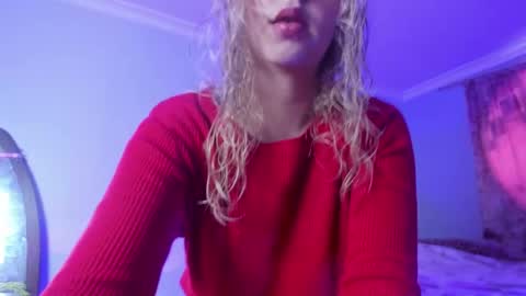 Luciana Evans online show from October 24, 2025, 2:02 pm