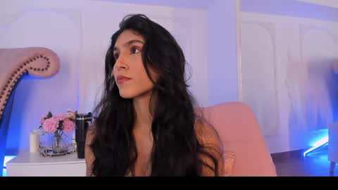 Snapshot of luciana_roa chatting on April 16, 2026, 8:53 pm Luciana online show from April 16, 2026, 8:53 pm