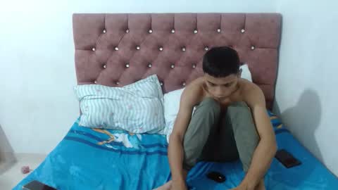 Snapshot of luciana_rober chatting on January 11, 2026, 10:15 pm luciana_rober online show from January 11, 2026, 10:15 pm