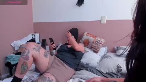 Snapshot of lucianacapisce chatting on October 20, 2025, 4:51 pm Dani 3 online show from October 20, 2025, 4:51 pm