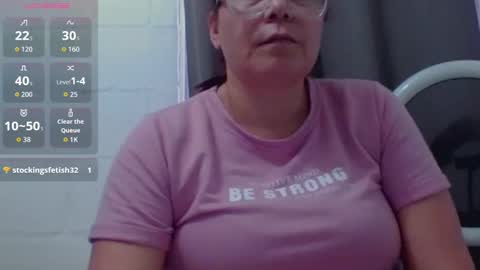 lucianamaster online show from October 6, 2025, 9:45 pm