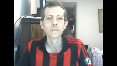 Snapshot of lucianoaxel chatting on February 17, 2026, 6:47 pm Luciano online show from February 17, 2026, 6:47 pm