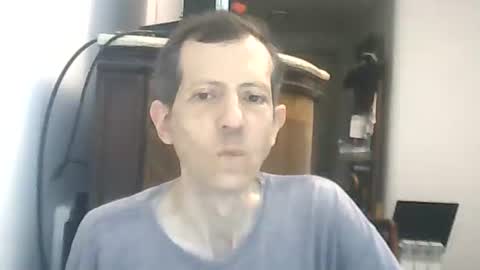 Snapshot of lucianoaxel chatting on March 31, 2026, 6:41 pm Luciano online show from March 31, 2026, 6:41 pm