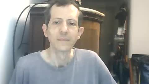 Snapshot of lucianoaxel chatting on April 2, 2026, 1:58 am Luciano online show from April 2, 2026, 1:58 am