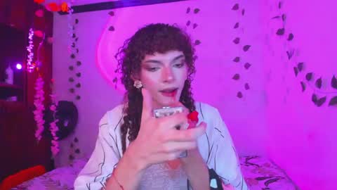 Snapshot of lucianromeo17 chatting on June 1, 2026, 2:13 am Lucy or Lucian 3 Come to my social Links3 online show from June 1, 2026, 2:13 am