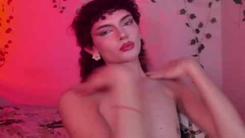 Snapshot of lucianromeo17 chatting on July 13, 2026, 6:05 am Lucy or Lucian 3 Come to my social Links3 online show from July 13, 2026, 6:05 am