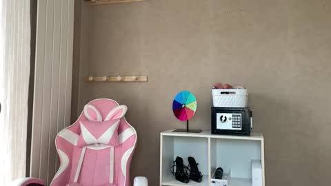 Lucie hot follow me on  online show from November 30, 2025, 9:46 am