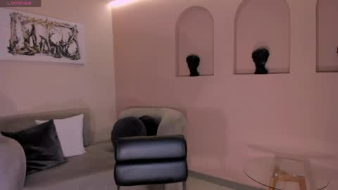 Snapshot of luciemartin_ chatting on April 6, 2026, 7:26 pm Lucie Martin online show from April 6, 2026, 7:26 pm