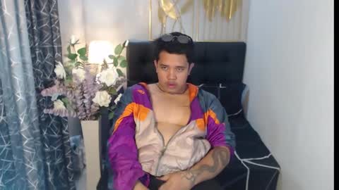 Luciferhotcum online show from February 1, 2025, 7:05 am