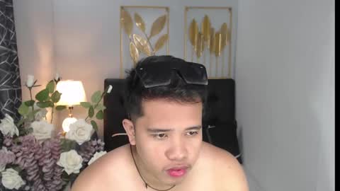 Luciferhotcum online show from February 10, 2025, 8:00 pm