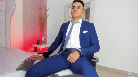 Snapshot of lucii_fer_ chatting on April 13, 2026, 12:10 pm Leo online show from April 13, 2026, 12:10 pm