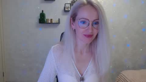 Arina online show from March 22, 2026, 6:11 pm