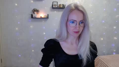 Arina online show from April 7, 2026, 4:07 pm