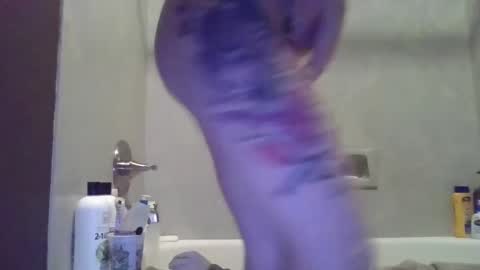 prettybaby1012 online show from January 6, 2025, 9:54 pm