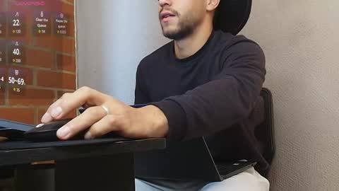 Snapshot of lucky_blessed chatting on April 30, 2026, 2:56 pm lucky_blessed online show from April 30, 2026, 2:56 pm