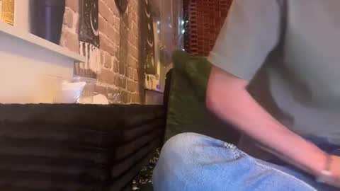 Snapshot of lucky_bme chatting on March 9, 2026, 9:02 am lucky_bme online show from March 9, 2026, 9:02 am