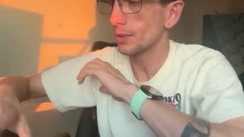 Snapshot of lucky_bme chatting on March 14, 2026, 11:54 pm lucky_bme online show from March 14, 2026, 11:54 pm