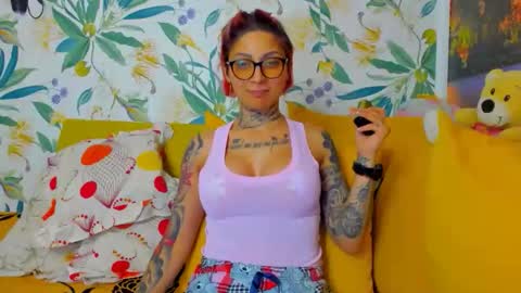 lucky_denizz online show from February 1, 2026, 8:29 pm