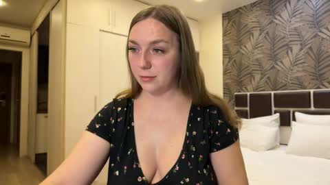 lucky_foryou_baby online show from March 20, 2026, 8:03 pm