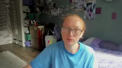 Snapshot of lucky_licky20 chatting on June 27, 2026, 1:43 am lucky_licky20 online show from June 27, 2026, 1:43 am