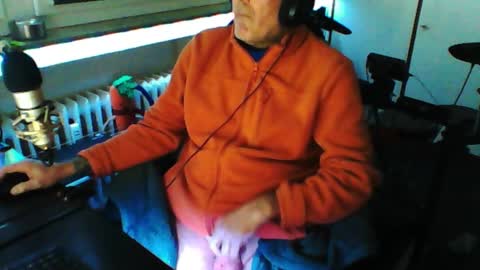        call me  Stefan online show from March 7, 2026, 7:27 am