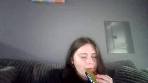 luckygirl96 online show from September 14, 2025, 10:09 pm