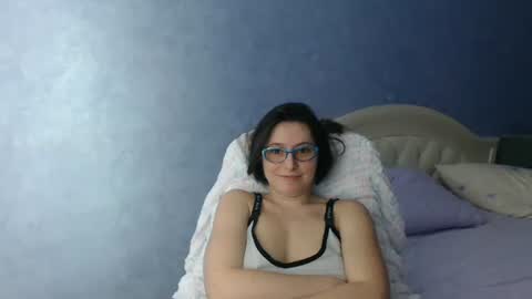 luckylinda23 online show from January 11, 2025, 5:07 pm