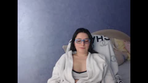 luckylinda23 online show from January 21, 2025, 3:43 pm