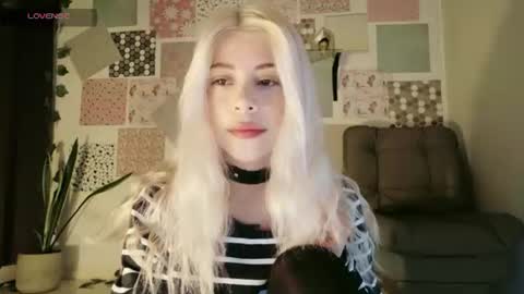 luckysapphire777 online show from July 13, 2026, 12:52 pm