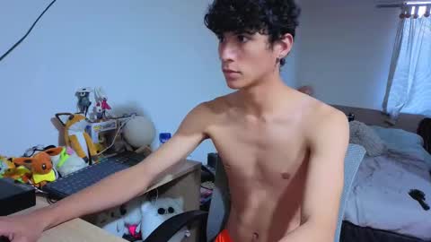 Lu Independent Model online show from January 13, 2026, 10:26 pm