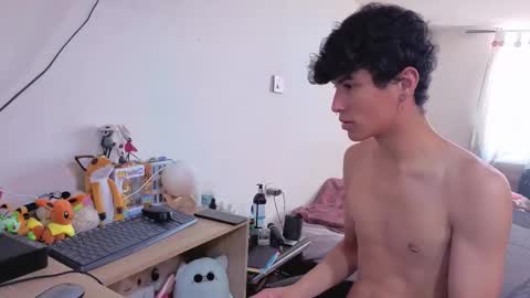 Lu Independent Model online show from January 18, 2026, 3:27 pm