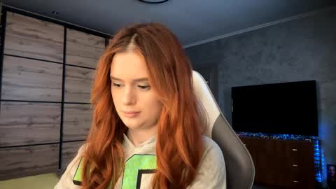 EmmaEmbers online show from April 5, 2026, 3:09 pm
