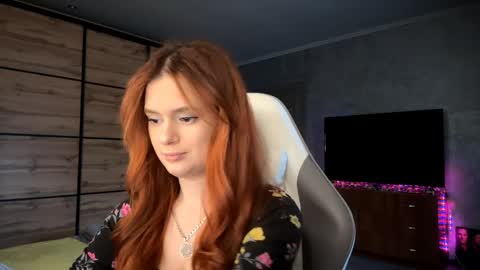 EmmaEmbers online show from April 8, 2026, 3:12 pm