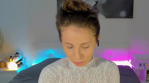 Snapshot of lucy__ray chatting on January 29, 2025, 8:18 am lucy__ray online show from January 29, 2025, 8:18 am