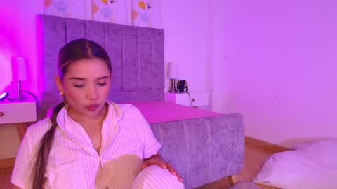 lucy online show from April 4, 2026, 3:38 am