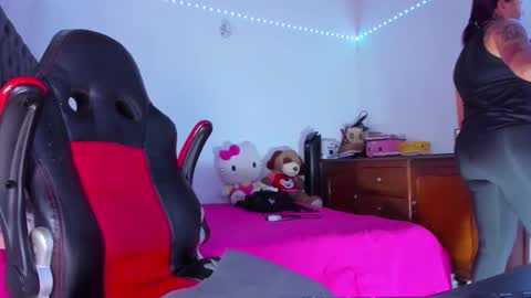 lucy online show from March 10, 2026, 2:16 am