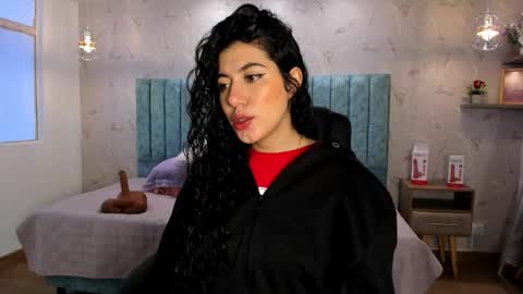 Snapshot of lucy_greys_ chatting on October 6, 2025, 11:51 am Lucy Greys online show from October 6, 2025, 11:51 am