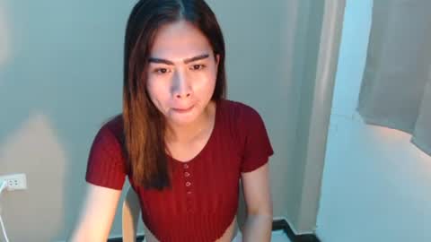 Snapshot of lucy_harper52 chatting on December 10, 2024, 4:24 am Lucy Anne online show from December 10, 2024, 4:24 am