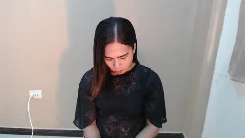 Snapshot of lucy_harper52 chatting on December 11, 2024, 6:25 am Lucy Anne online show from December 11, 2024, 6:25 am