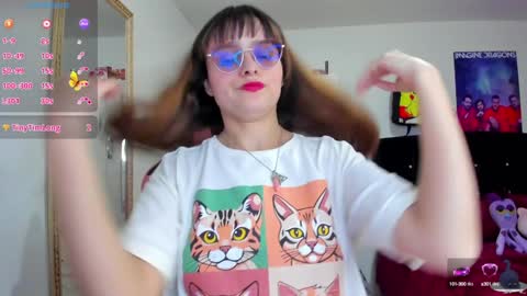 Snapshot of lucy_hess_ chatting on December 31, 2024, 8:45 pm Lucy online show from December 31, 2024, 8:45 pm