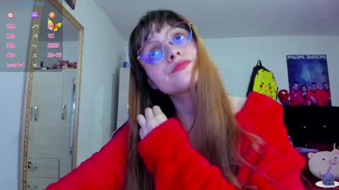 Snapshot of lucy_hess_ chatting on January 8, 2025, 1:53 am Lucy online show from January 8, 2025, 1:53 am