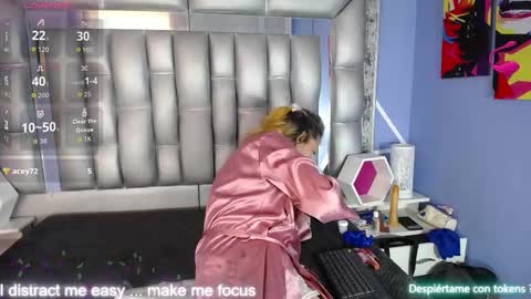  SleepyAbuela online show from September 22, 2025, 2:41 pm